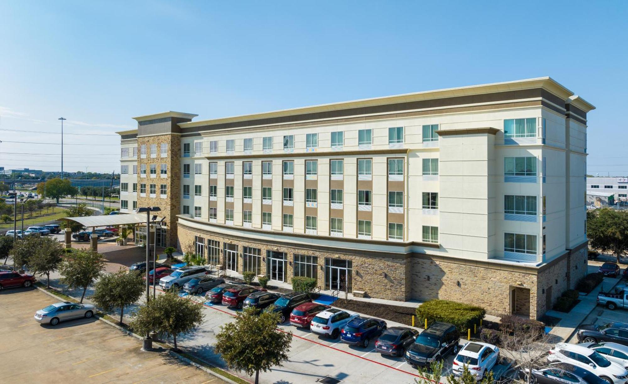 Doubletree By Hilton Houston Westchase Hotel Exterior photo